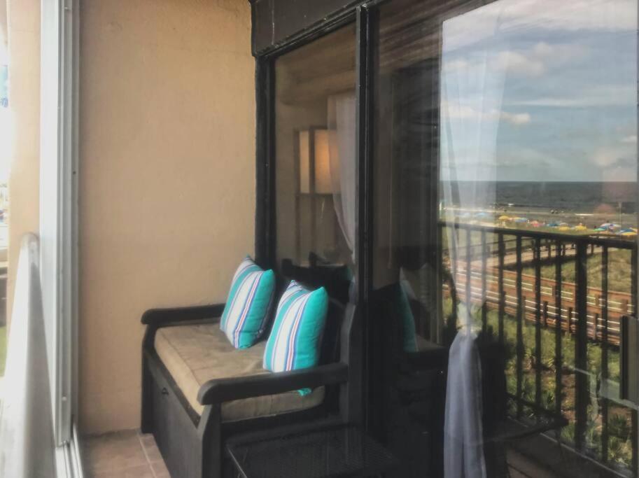 Appartement Oceanfront * Pool * Elevator * Boardwalk à Carolina Beach Extérieur photo