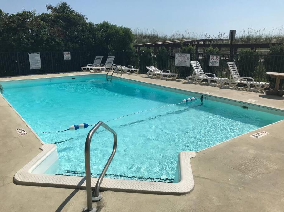 Appartement Oceanfront * Pool * Elevator * Boardwalk à Carolina Beach Extérieur photo
